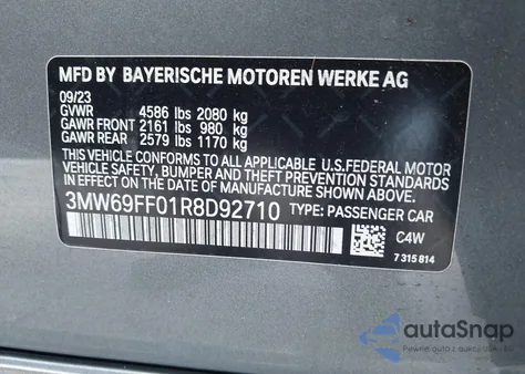 2024 BMW 3 Series 330I z USA, uszkodzony, nr VIN 3MW69FF01R8D92710